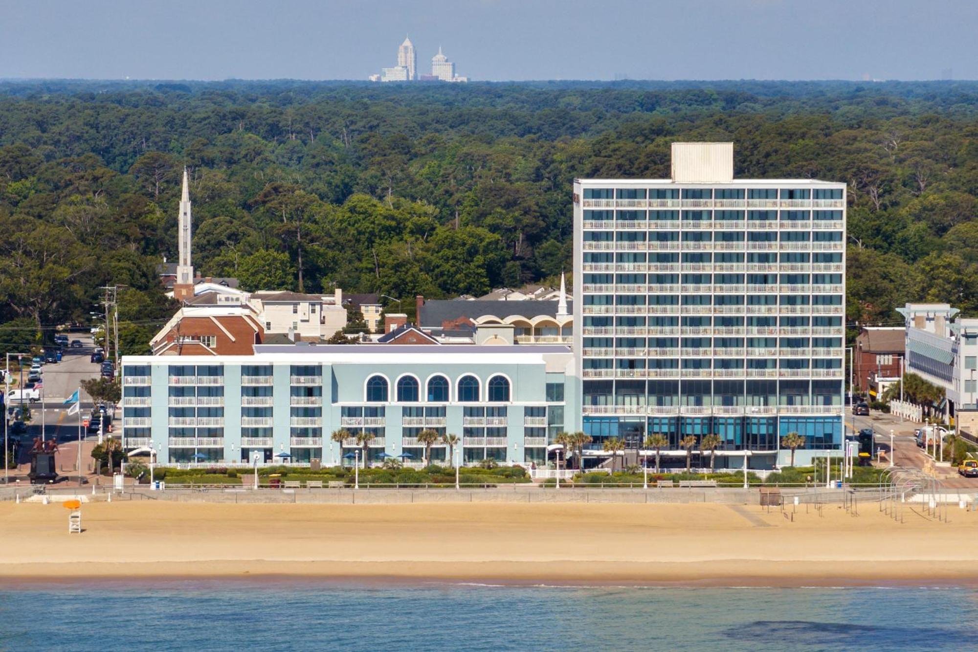 Sheraton Oceanfront Hotel Virginia Beach Exterior foto