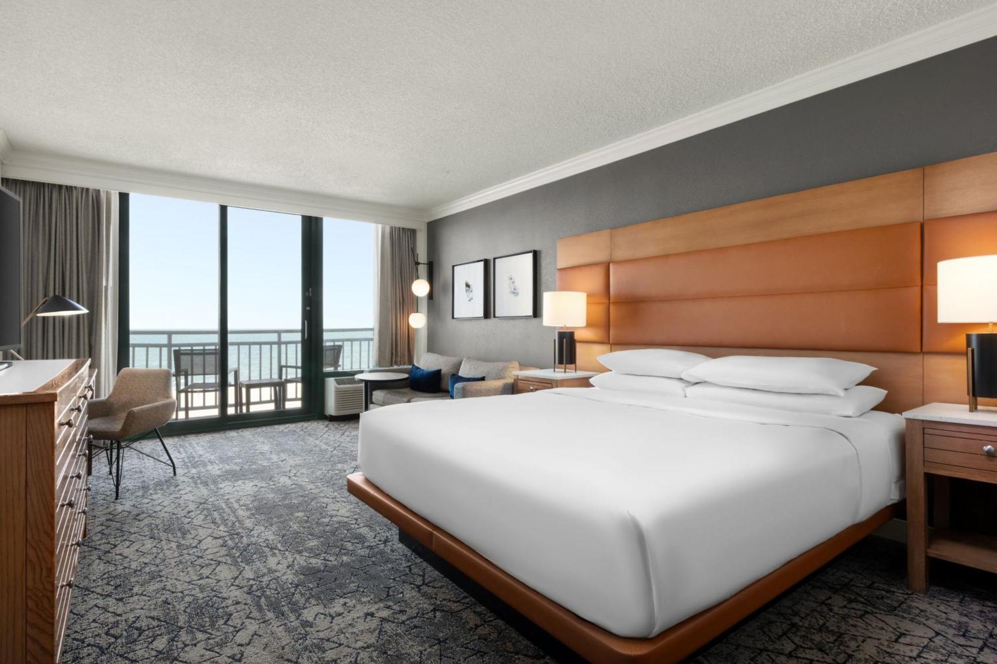 Sheraton Oceanfront Hotel Virginia Beach Exterior foto