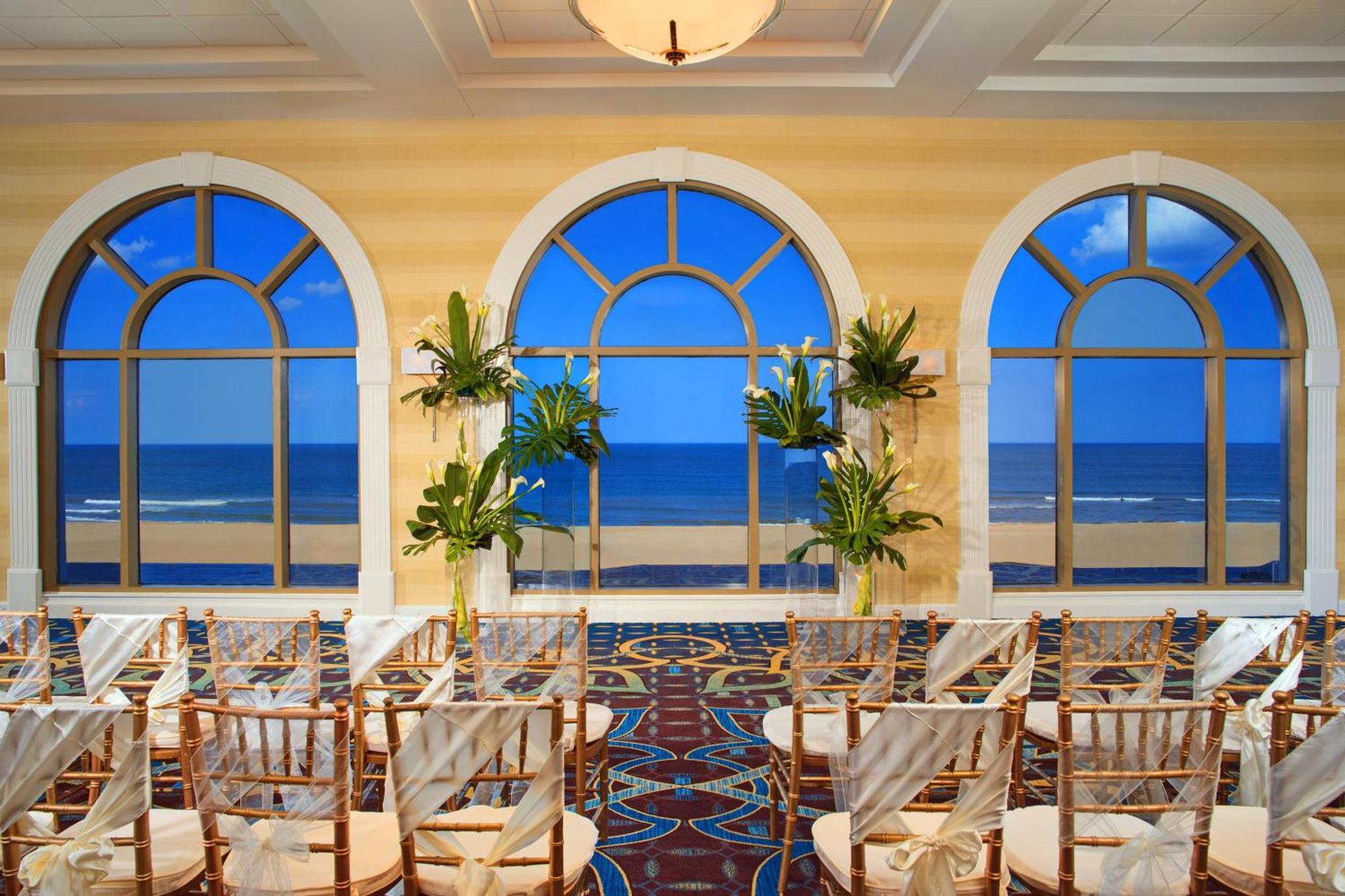Sheraton Oceanfront Hotel Virginia Beach Exterior foto