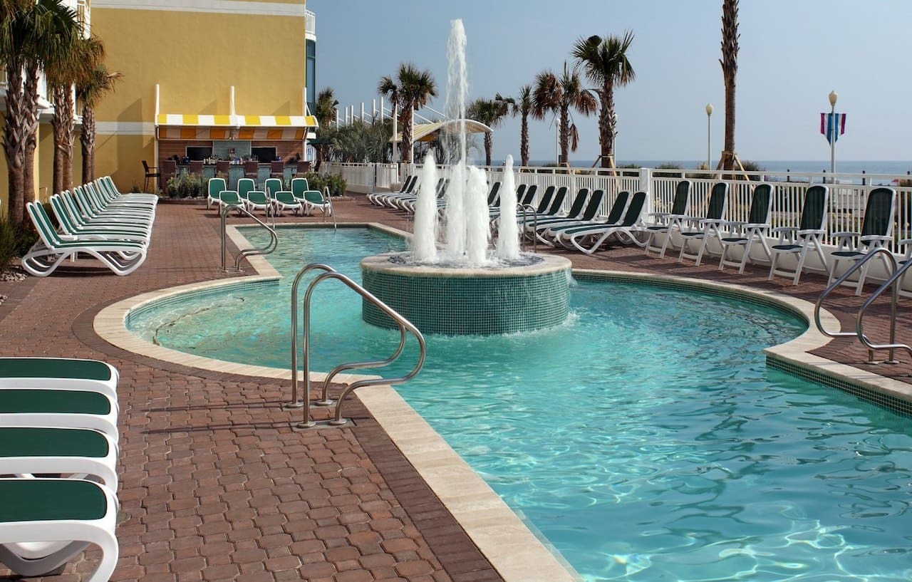 Sheraton Oceanfront Hotel Virginia Beach Exterior foto